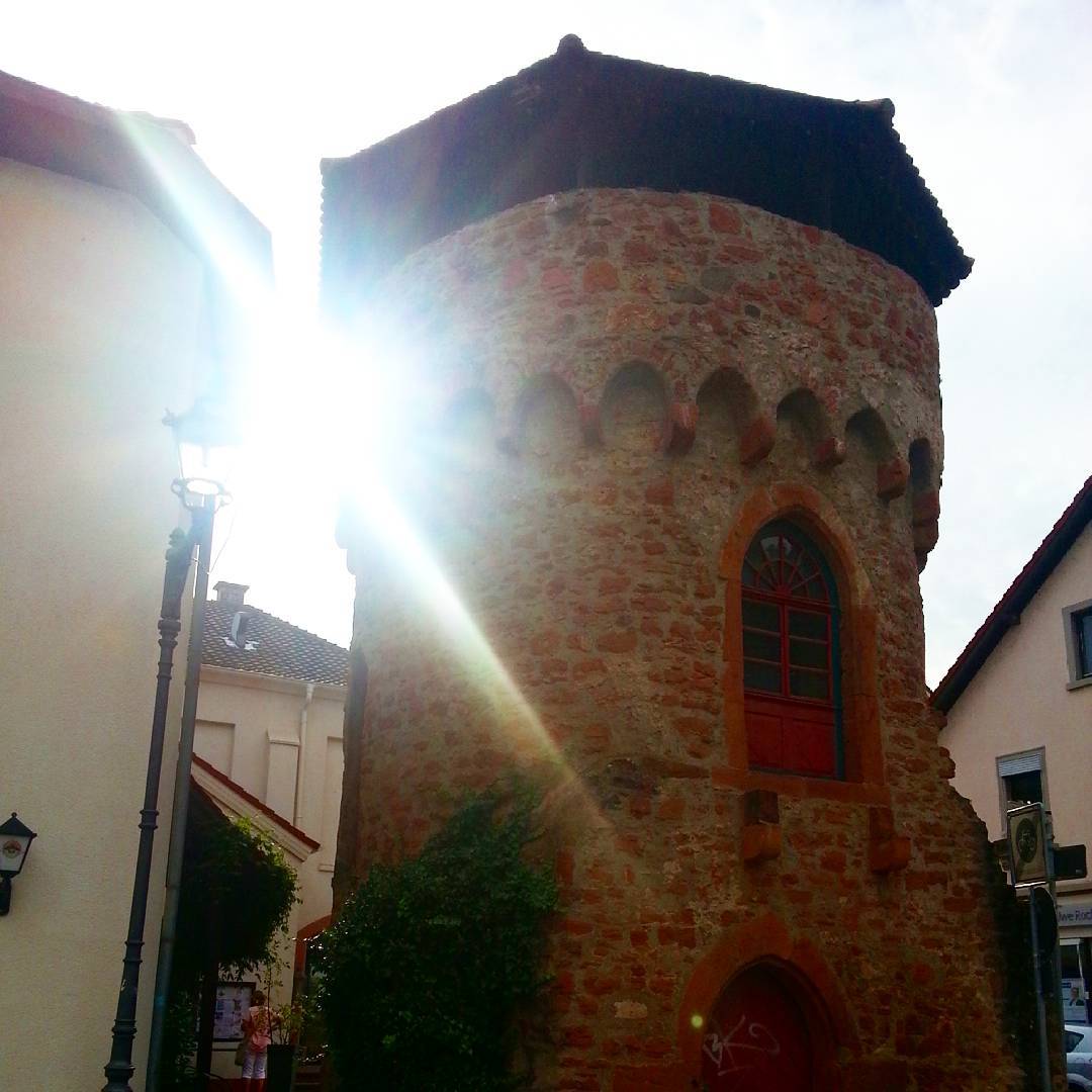 Der Turm am Turmpalast in Seligenstadt